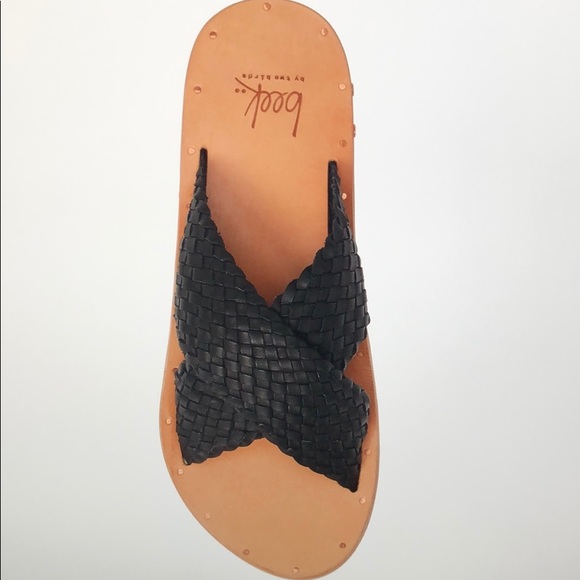 Beek Shoes - 🆕 BEEK Plover Sandal Size 8